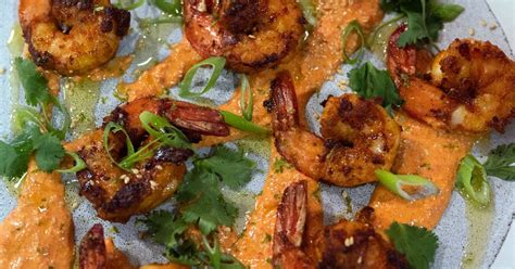 crispy shrimp with smoky piquillo pepper sauce